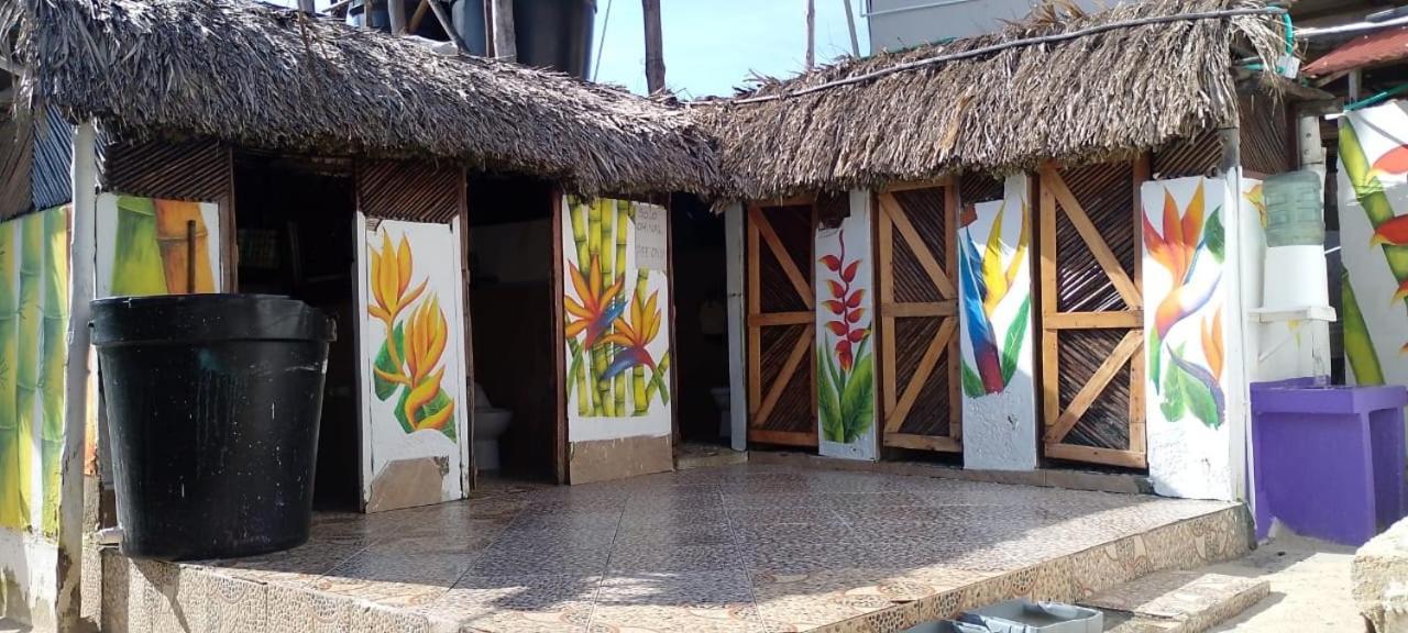 The Wizard & Bar Baru Hotel Playa Blanca Exterior photo